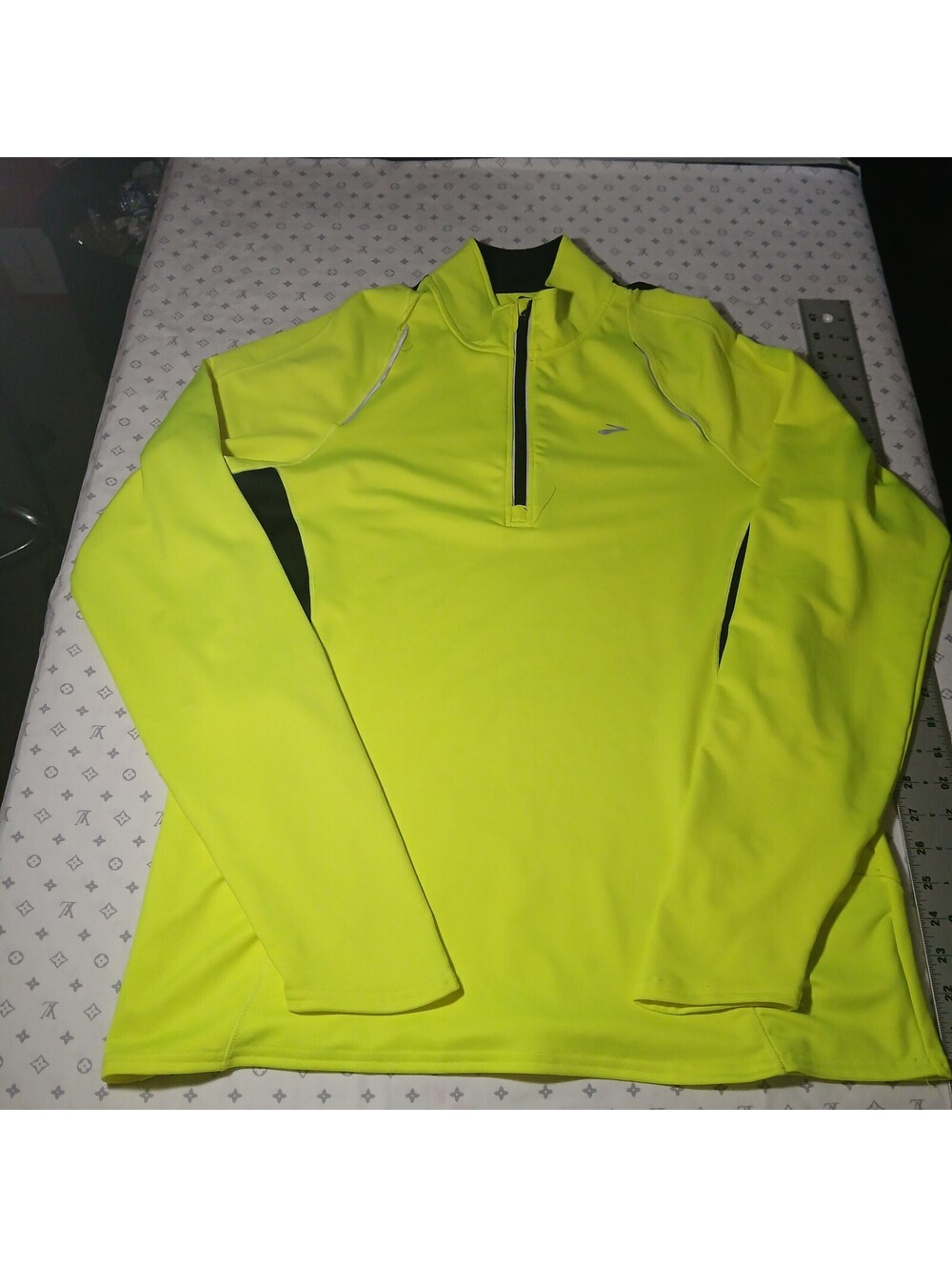 Brooks Running Quarter Zip Pullover Neon Yellow Long Sleeve Top Men M